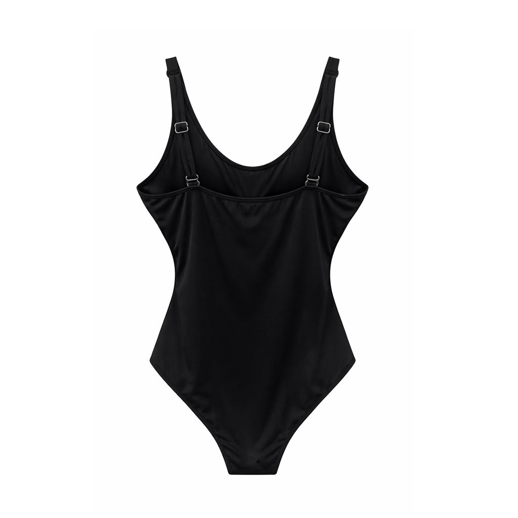 CLASSIC BLACK ONEPIECE SWIMSUIT BACK ESTADOS UNIDOS, PUERTO RICO Y CARIBE